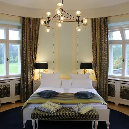 Hotel Schloss Hoehenried